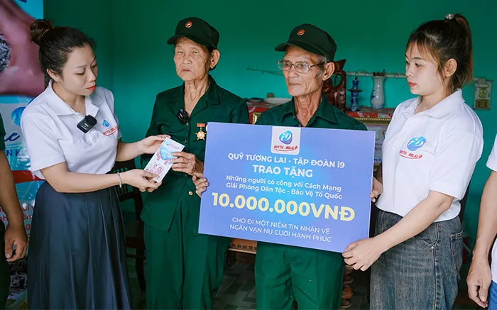 Hệ thống bảo mật và đội ngũ hỗ trợ khách hàng chuyên nghiệp tại TOT88, đảm bảo an toàn cho người chơi fanvip.